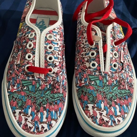 Brand new where’s Waldo Vans! Size 7.5 - Picture 2 of 2